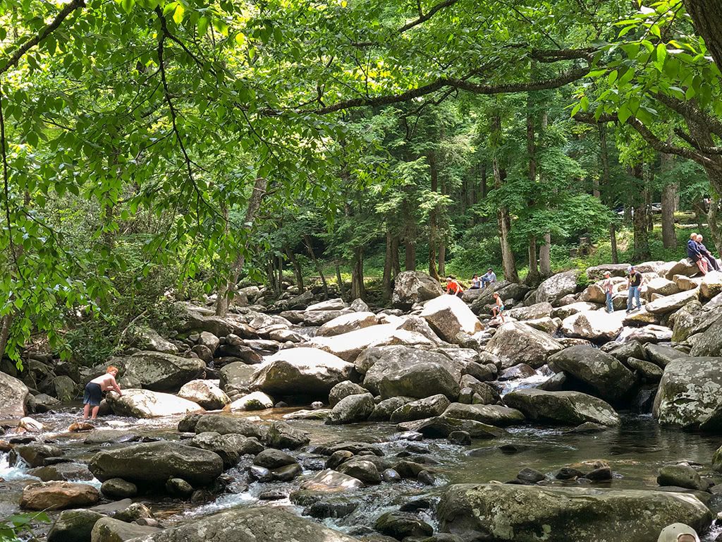 Visit Chimney Picnic Area on the way to Deep Creek Waterfalls 