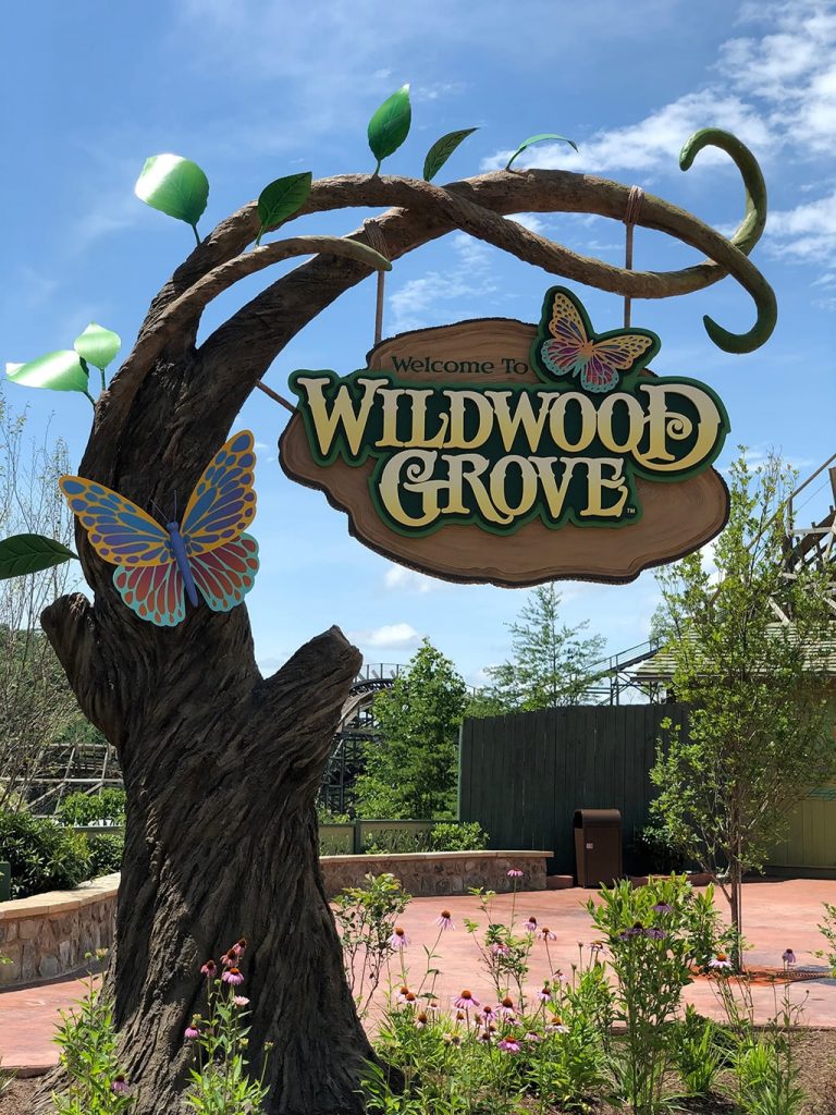 Dollywood Wildwood Grove Sign