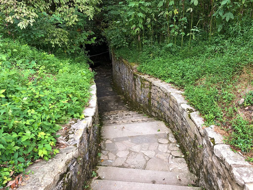 Abraham Lincoln Birthplace National Historic Park Sinking Spring Steps