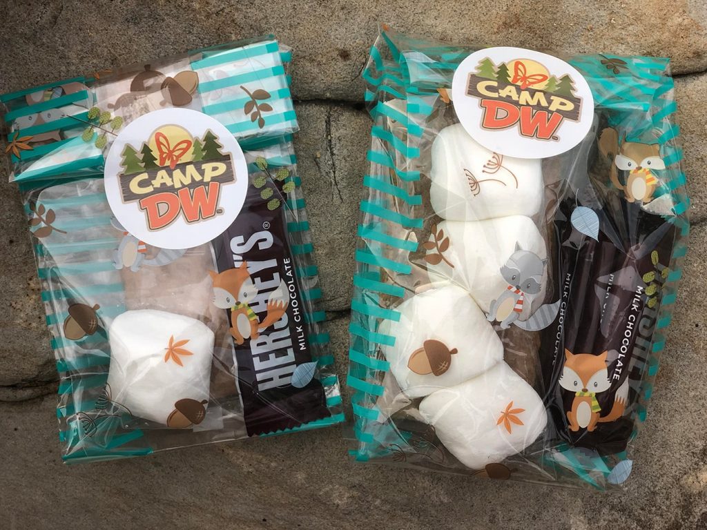 Dollywood's DreamMore Resort S'mores Kits