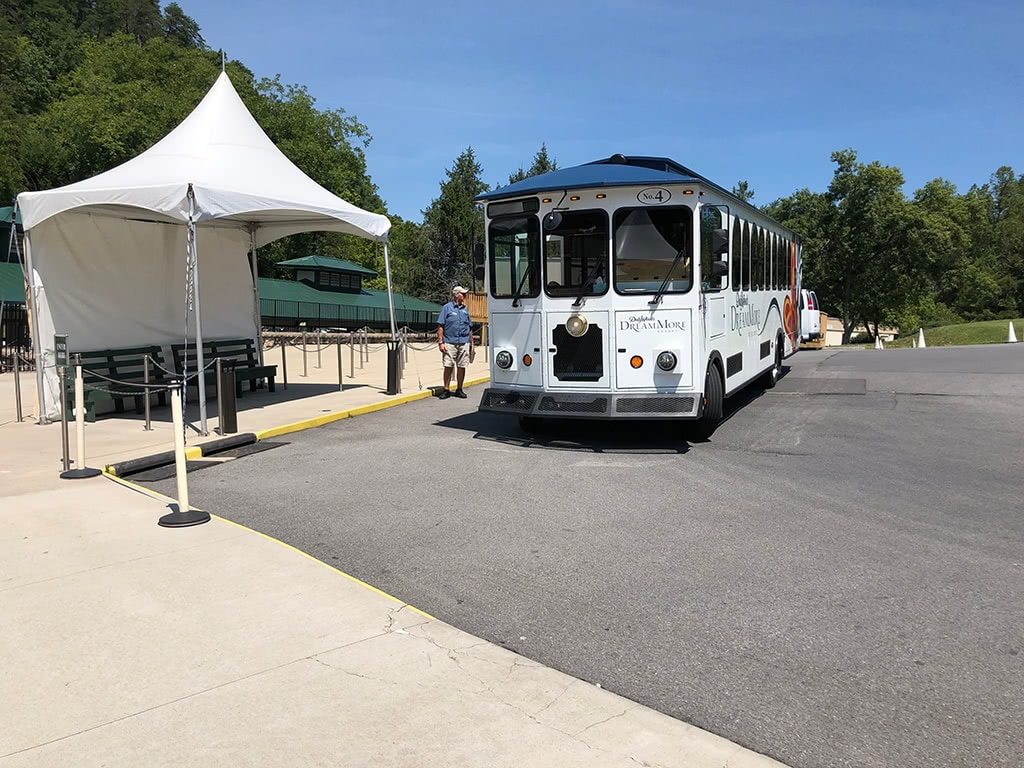 Dollywood's DreamMore Resort Trolley Pickup