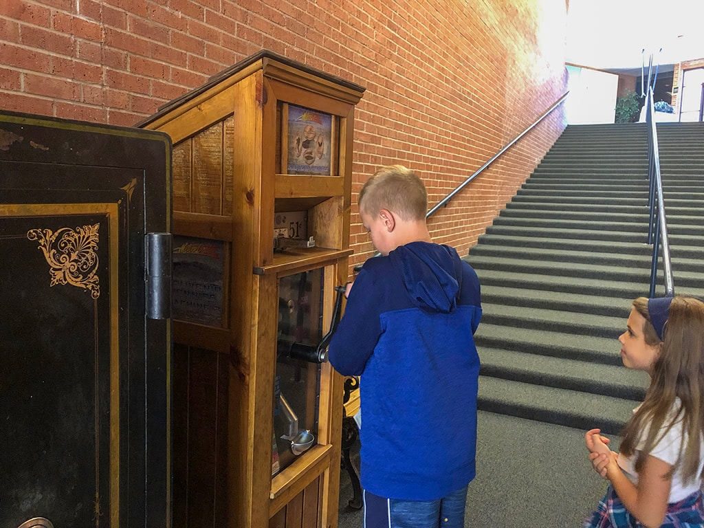 Meteor Crater in Arizona Penny Machine