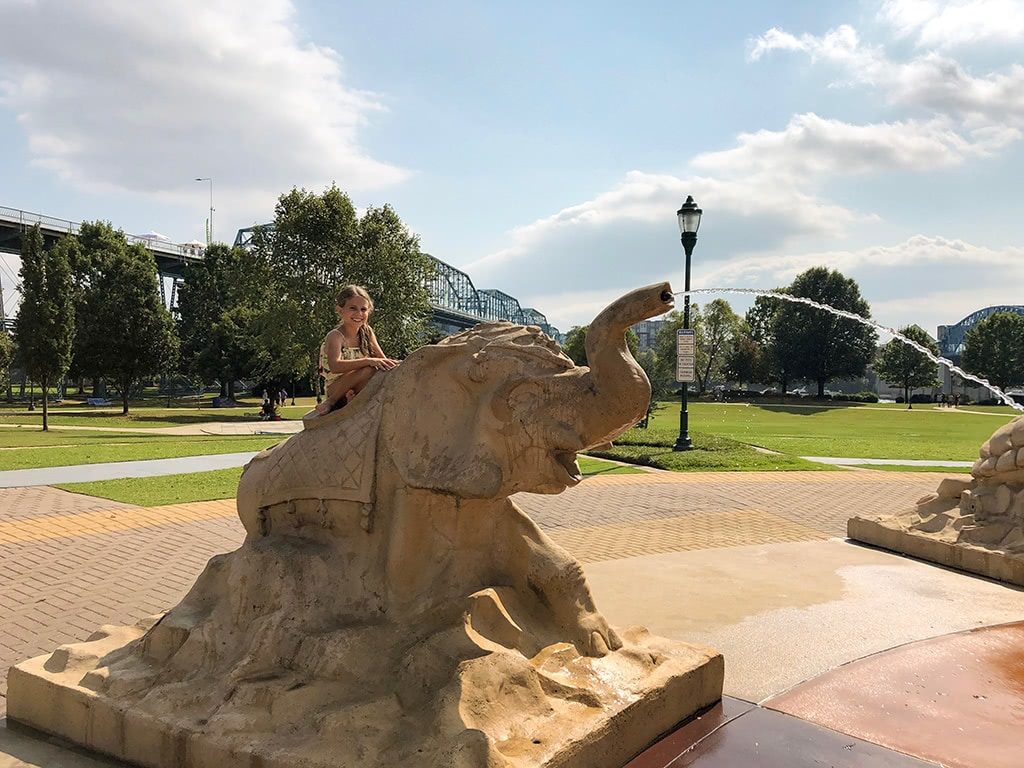 Fun Things to Do in Chattanooga Coolidge Park Fountain