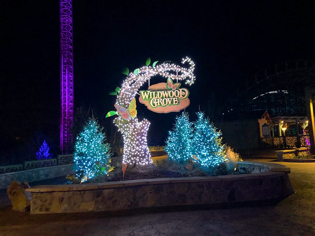 Dollywood Christmas Wildwood Grove