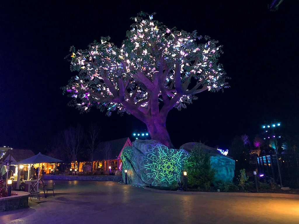 Dollywood Christmas Wildwood Grove Tree