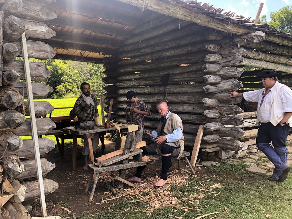 Settlers working at Wilderness Road State Park