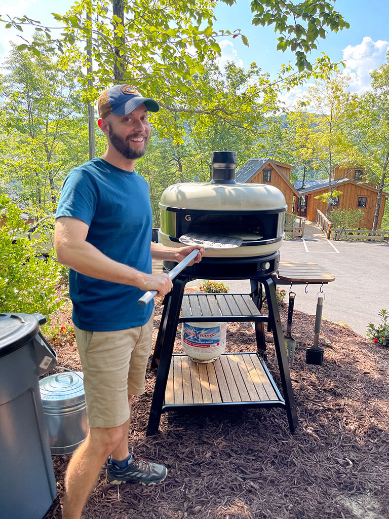 Treehouse Grove Gatlinburg Pizza Oven near treehouses